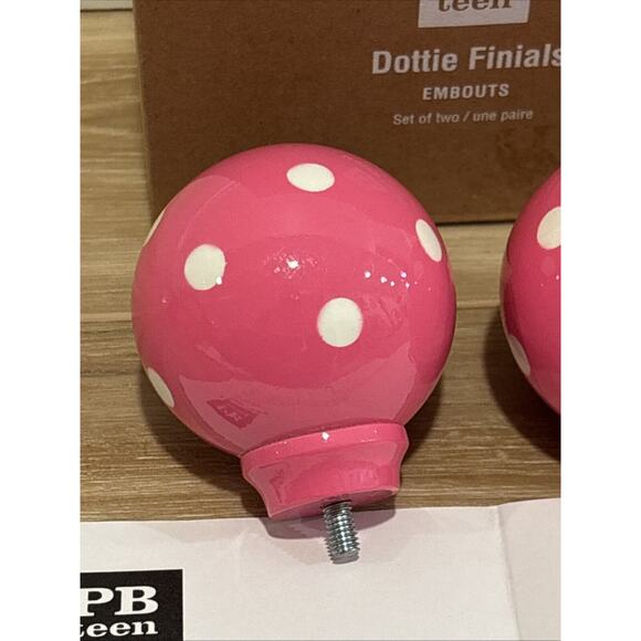 Pottery Barn Teen Dottie Finials Pink White Polka Dot Set Of 2 New In Open Box - Picture 2 of 5